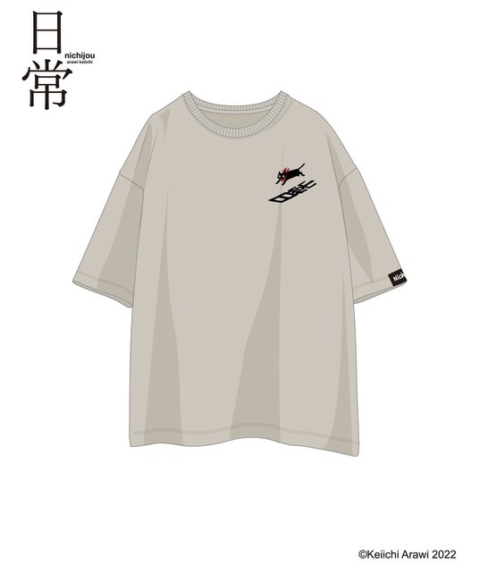 「刺繍デザインTシャツ（阪本さん）」3,300円（C）Keiichi Arai 2022