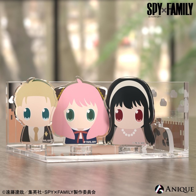 『SPY×FAMILY』限定グッズ“FaMiniature”シリーズ「アクリルジオラマセット アクリチュア 」（C）遠藤達哉／集英社・SPY×FAMILY製作委員会