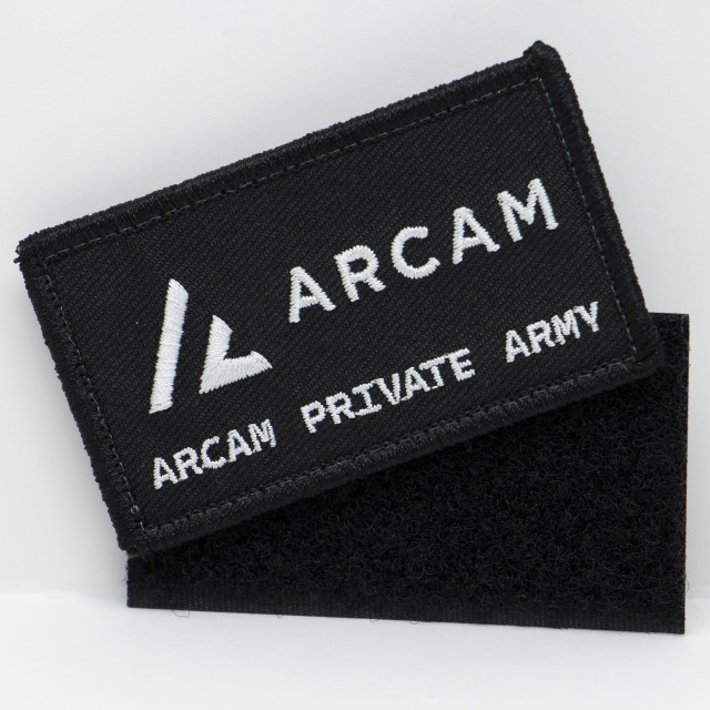 「ARCAM ワッペン（着脱式）2枚セット」価格：1,650円（税込）（C）2021 たかしげ宙、皆川亮二・小学館／スプリガン Project