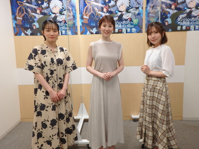 （左から）千菅春香、小若和郁那、真野あゆみ