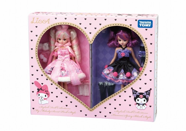 「My Melody Sweet Pink Style」「Kuromi Spicy Black Style」「マイメロディ&クロミ特設スリーブケース」収納イメージ（C）ＴＯＭＹ （C）2022 SANRIO CO.,LTD.TOKYO,JAPAN(L)