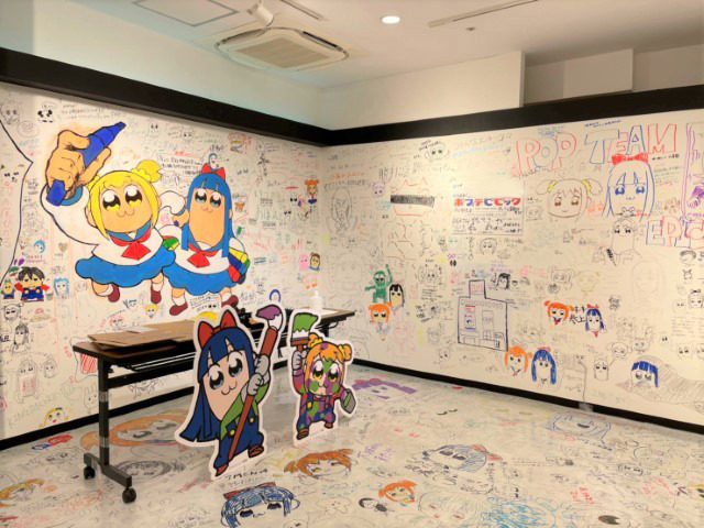 「ポプテピピックポップアップショップ in 渋谷マルイ ―夏の汚し祭り！―」会場の様子