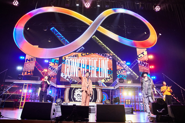 ヒプノシスマイク -Division Rap Battle- 8th LIVE ≪CONNECT THE LINE≫ to どついたれ本舗 公演初日オフィシャル写真 Photo by: 粂井健太（C）King Record Co., Ltd. All rights reserved.