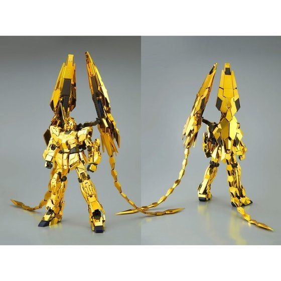 「PG 1/60 ユニコーンガンダム3号機 フェネクス（ナラティブVer.）」52,800円（税込）（C）創通・サンライズ