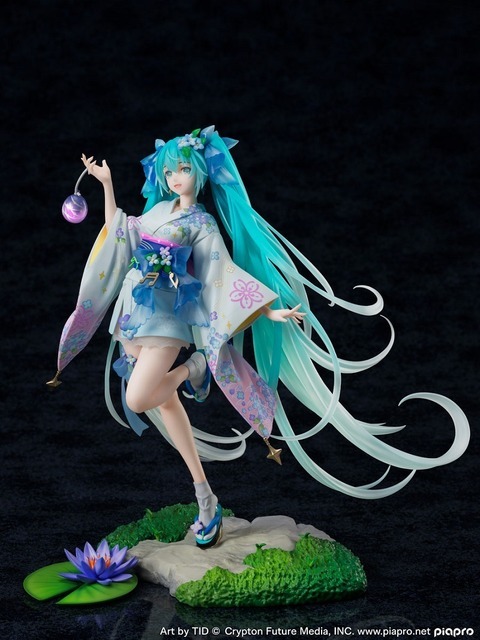 「初音ミク 真夏花火Ver. 1/7スケールフィギュア」32,780円（税込）Art by TID（C）Crypton Future Media,INC. www.piapro.net