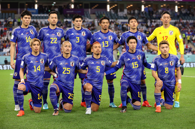 Japan v Croatia: Round of 16 - FIFA World Cup Qatar 2022AL WAKRAH, QATAR - DECEMBER 05: Japan players line up for team photos prior to the FIFA World Cup Qatar 2022 Round of 16 match between Japan and Croatia at Al Janoub Stadium on December 05, 2022 in Al Wakrah, Qatar. (Photo by Julian Finney/Getty Images)