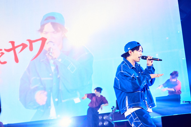 「ヒプノシスマイク -Division Rap Battle-8th LIVE 《CONNECT THE LINE》to Buster Bros!!!」公演初日オフィシャル写真 Photo by: 粂井健太（C）King Record Co., Ltd. All rights reserved.