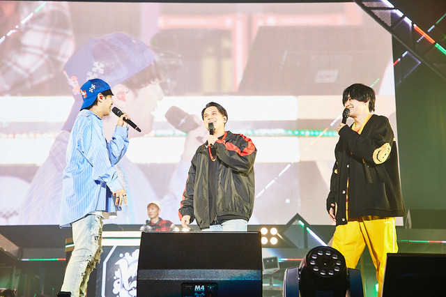 「ヒプノシスマイク -Division Rap Battle-8th LIVE 《CONNECT THE LINE》to Buster Bros!!!」公演DAY2オフィシャル写真 Photo by: 粂井健太（C）King Record Co., Ltd. All rights reserved.