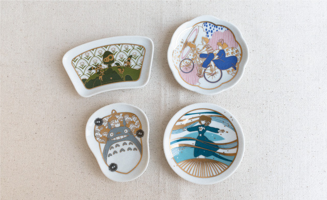 「アニメージュとジブリ展」豆皿　各1,320円（C）Studio Ghibli（C）Kanyada