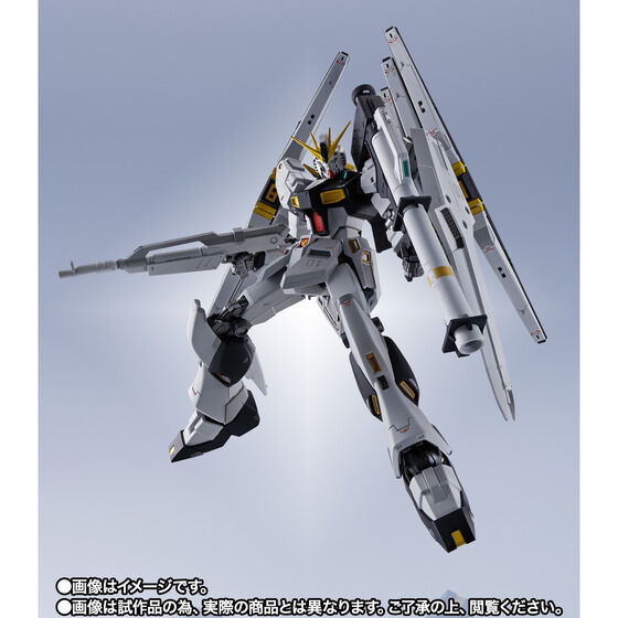 「METAL ROBOT魂 ＜SIDE MS＞ νガンダム（ダブル・フィン・ファンネル装備型）」17,050円（税込）（C）創通・サンライズ