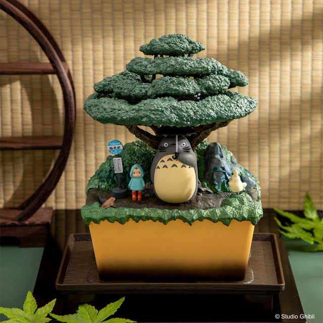 「となりのトトロ ウォーターガーデン BONSAI 笠宿」（C）Studio Ghibli 　