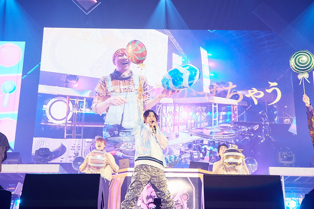 「ヒプノシスマイク -Division Rap Battle- 8th LIVE ≪CONNECT THE LINE≫ to Fling Posse」公演DAY1オフィシャル写真 Photo by: 粂井健太（C）King Record Co., Ltd. All rights reserved.