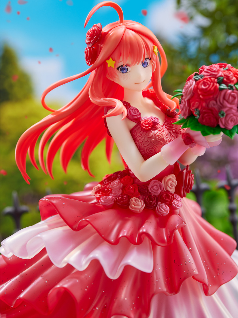 「映画『五等分の花嫁』中野五月 -Floral Dress Ver.-1/7スケールフィギュア」29,700円（税込）©春場ねぎ・講談社／映画「五等分の花嫁」製作委員会