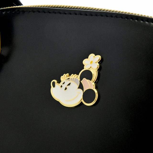 ディズニーストア×「MARY QUANT」ショルダーバッグ（C）Disney