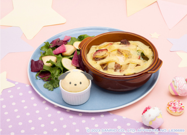 はぴだんぶい わいわいクッキングカフェ「スイーツ工房のアップルパイ？」（C）2023 SANRIO CO., LTD. APPROVAL NO. L636689