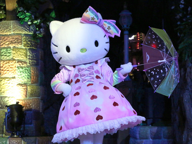 サンリオピューロランド「Rainbow Drops ～雨と仲間のものがたり～」（C）2023 SANRIO CO., LTD. TOKYO, JAPAN 　著作 株式会社サンリオ