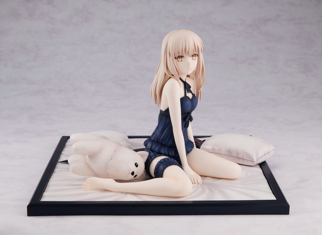 「『Fate/stay night [Heaven's Feel]』 セイバーオルタ ベビードールver.」通常版27,500円（税込）／KADOKAWAスペシャルセット30,800円（税込）（C）TYPE-MOON