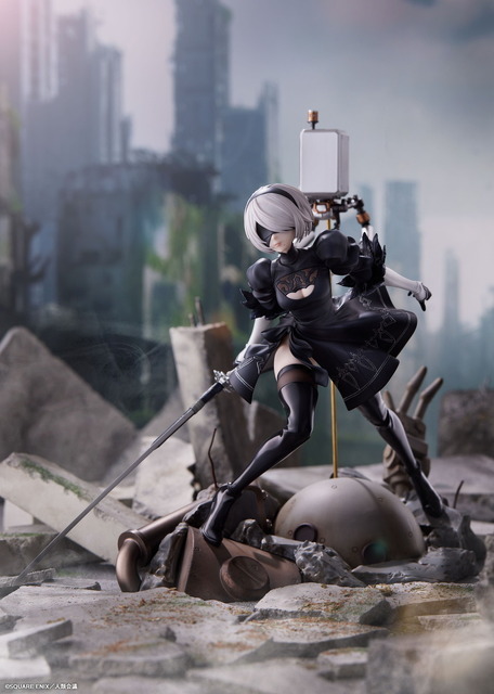 「2B 1/7スケールフィギュア」通常版18,000円（税込）／豪華版26,000円（税込）（C）SQUARE ENIX／人類会議