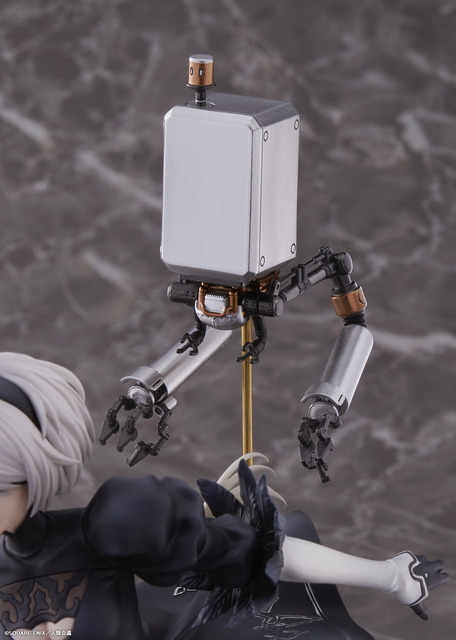 「2B 1/7スケールフィギュア」通常版18,000円（税込）／豪華版26,000円（税込）（C）SQUARE ENIX／人類会議