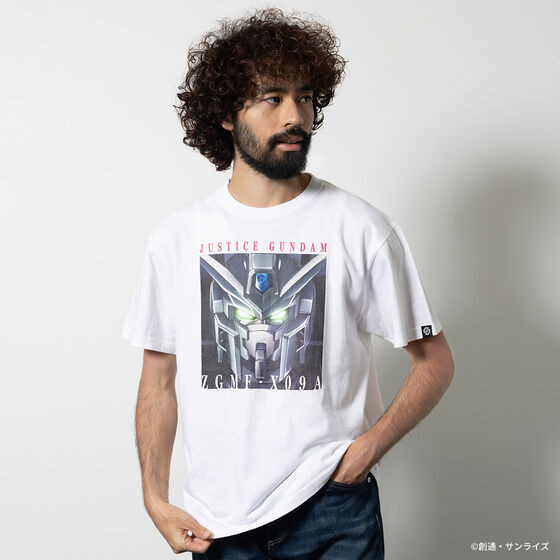 「STRICT-G『機動戦士ガンダムSEED』半袖Tシャツ ジャスティスガンダムフェイズシフトダウン」4,730円（税込）（C）創通・サンライズ