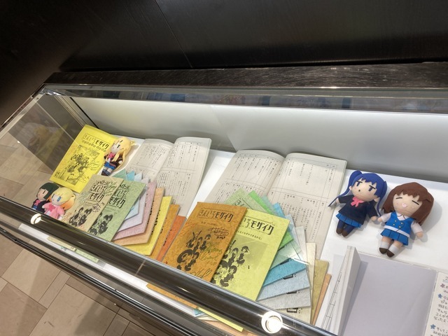 「超きんいろモザイク展」イメージ（C）原悠衣・芳文社／劇場版きんいろモザイクThank   you!!製作委員会