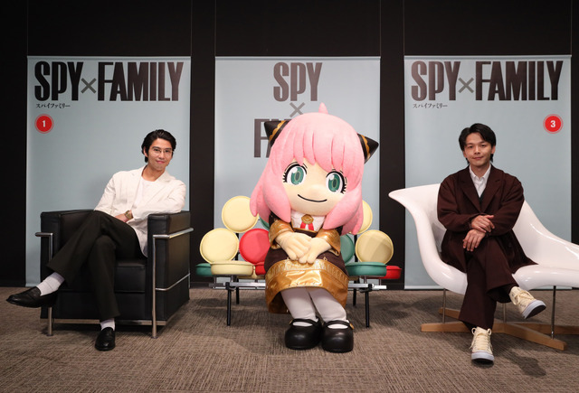 『劇場版 SPY×FAMILY CODE: White』3ショット（C）2023「劇場版 SPY×FAMILY」製作委員会 （C）遠藤達哉／集英社