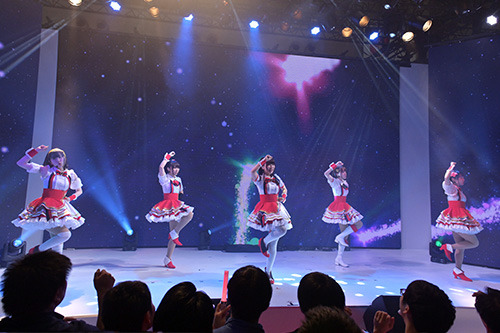 映像・光・歌・ダンスがひとつとなり会場に魔法がかかるー『ラピスリライツ』AnimeJapan2019スペシャルステージ【レポート】