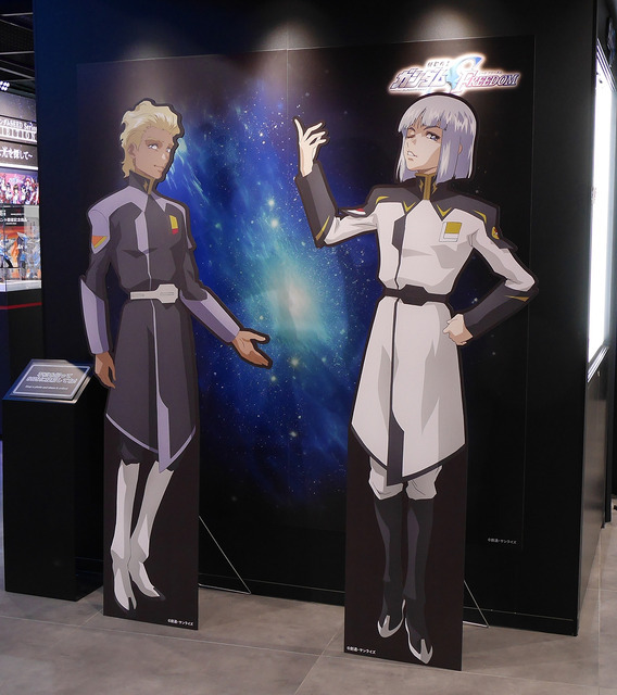 「機動戦士ガンダムSEED Series EXHIBITION～確かな光を探して～ in TAMASHII NATIONS STORE TOKYO」ディアッカ・エルスマン、イザーク・ジュール（C）創通・サンライズ