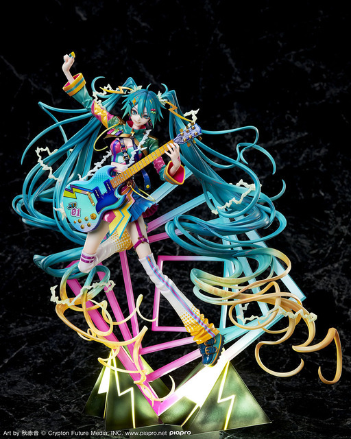 「初音ミク JAPAN TOUR 2023 ～THUNDERBOLT～ 1/7スケールフィギュア」49,830円（税込）Art by 秋赤音（C）Crypton Future Media, INC. www.piapro.net