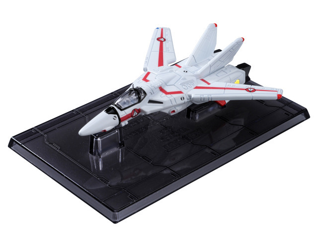 「VF-1J バルキリー（一条輝機）」1,430円（税込）（C）ＴＯＭＹ（C）1982 BIGWEST