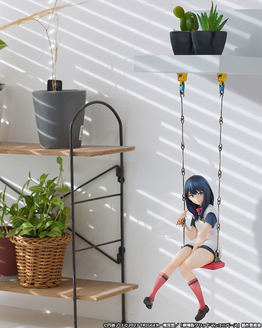 『グリッドマン ユニバース』「宝多六花  wall figure」14,000円（税込）（C）円谷プロ（C）2023 TRIGGER・雨宮哲／「劇場版グリッドマンユニバース」製作委員会