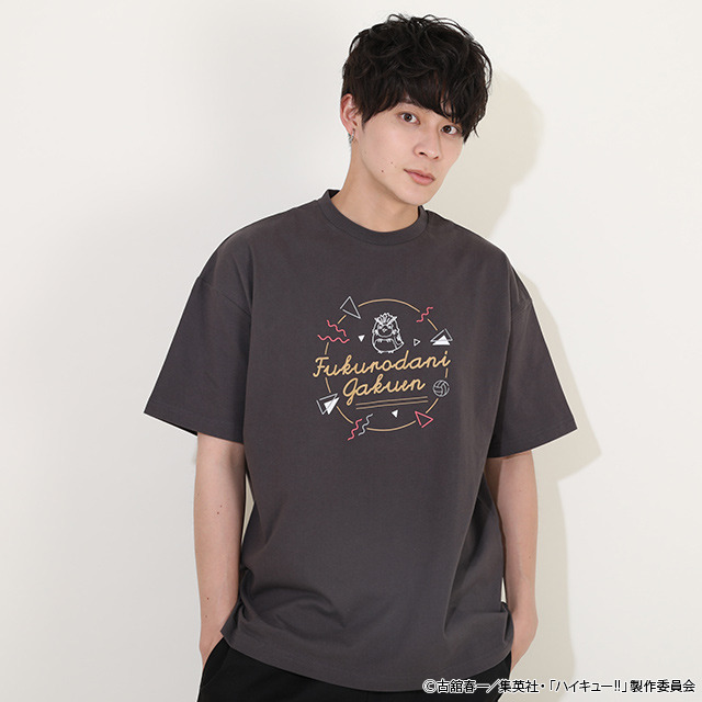 『ハイキュー!!』ネオン風Tシャツ（C）古舘春一／集英社・「ハイキュー!!」製作委員会