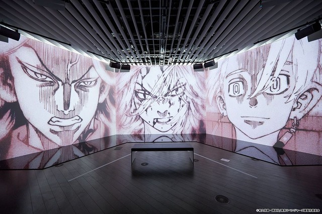 卍天黒シアター、そして描き下ろし新体験展ゾーンへ