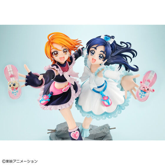 「Lucrea（ルクリア） ふたりはプリキュア キュアブラック＆キュアホワイト」（C）東映アニメーション