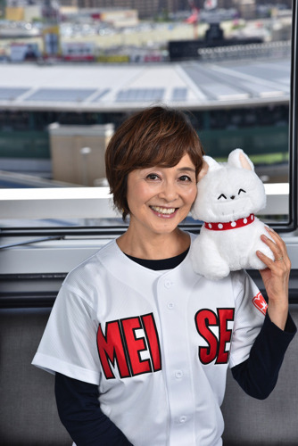 「南、甲子園に来ちゃった…‼」『MIX』＆『タッチ』の日高のり子が甲子園へ！球児たちの姿に「まさに青春！」と大興奮