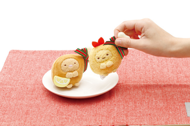 すみっコぐらし『おうちのすみっコクリスマス』「なかよしてのりぬいぐるみ」（C）SAN-X CO., LTD. ALL RIGHTS RESERVED.