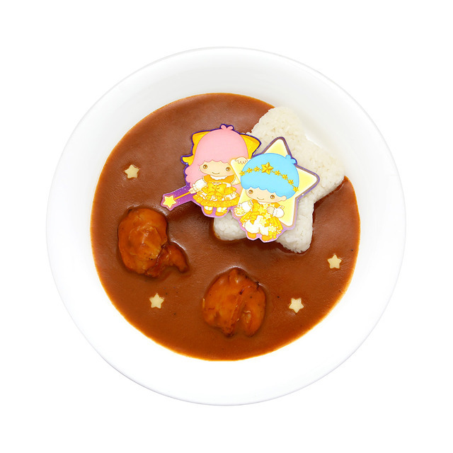 リトルツインスターズの「Starry Starry☆バターチキンカレー」（C）2024 SANRIO CO., LTD. TOKYO, JAPAN 著作 株式会社サンリオ