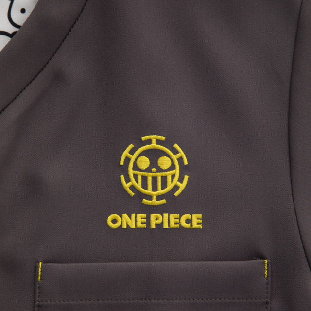 『ワンピース』R59 ONE PIECE スクラブトップス（C）尾田栄一郎/集英社・フジテレビ・東映アニメーション