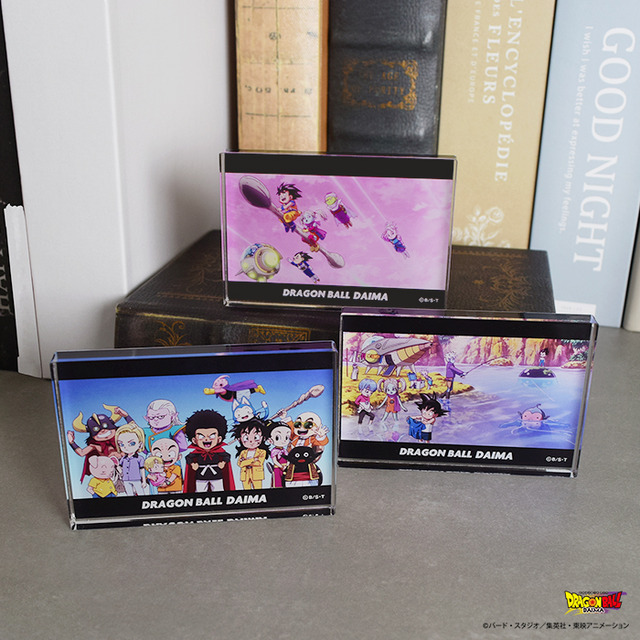 「アクリルブロック」：各1,320円（税込）（C）バード・スタジオ／集英社・東映アニメーション