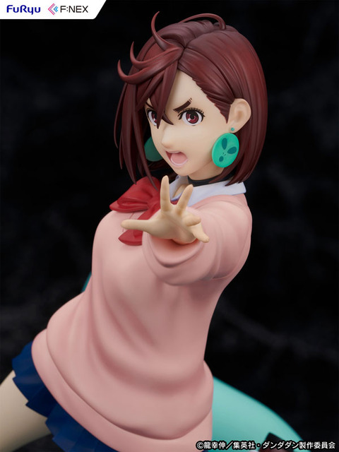 F:NEX「モモ 1/7スケールフィギュア」（C）龍幸伸／集英社・ダンダダン製作委員会