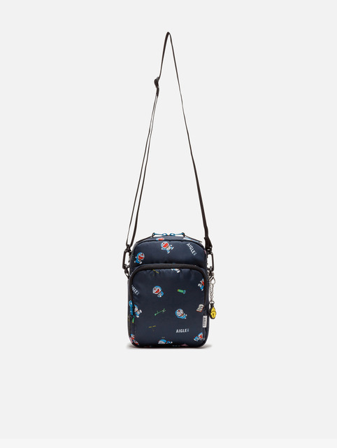 ＜AIGLE＞と＜ドラえもん＞ カプセルコレクション「ひみつ道具 ショルダーポーチ」（C）Fujiko-Pro
