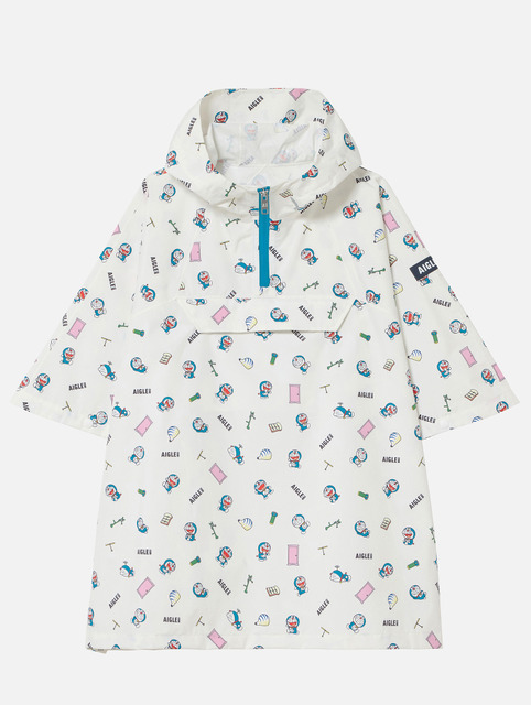 ＜AIGLE＞と＜ドラえもん＞ カプセルコレクション「ひみつ道具ポンチョ」（C）Fujiko-Pro
