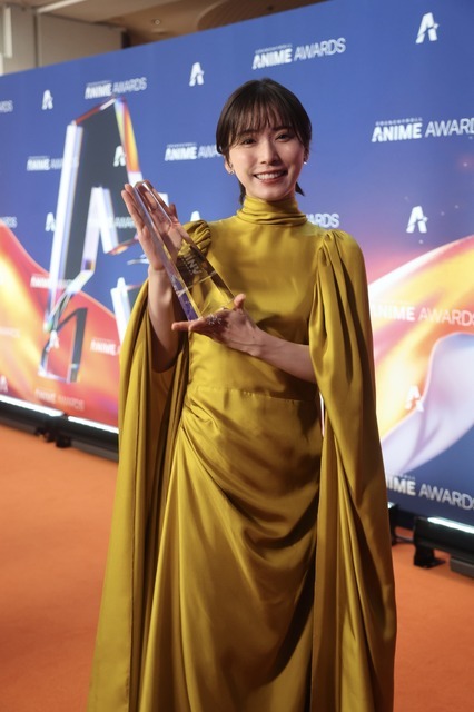 松岡茉優