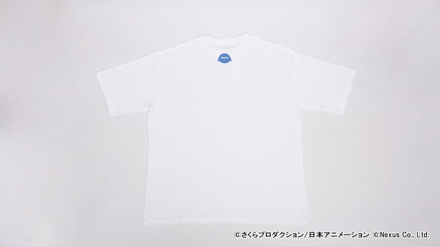 「場面写ビッグシルエットTシャツ～極楽極楽～」4,500円（税込）（C）さくらプロダクション/日本アニメーション（C）Nexus Co., Ltd.
