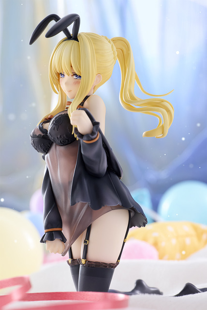 KDcolle「『この素晴らしい世界に祝福を！』ダクネス 原作版 ネグリジェver.」（C）暁なつめ・三嶋くろね　発行：株式会社KADOKAWA