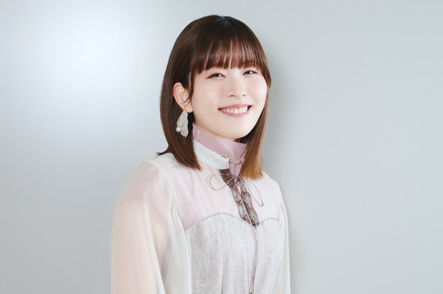 石見舞菜香
