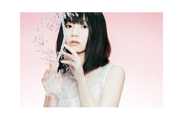 フォスフォフィライト 超 アニメディア