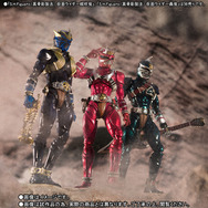 仮面ライダー響鬼紅」が真骨彫シリーズより登場！メタリックレッドの