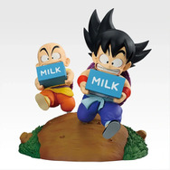 悟空とクリリンが牛乳配達！「ドラゴンボール」“おっこちるなよ！”が