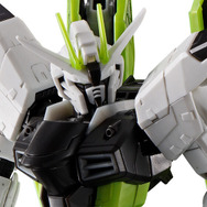 フリーダムガンダム、ウイングガンダムゼロEW、ガンダムエピオンの
